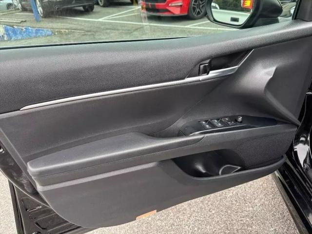2018 Toyota Camry SE