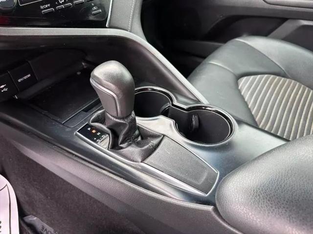 2018 Toyota Camry SE