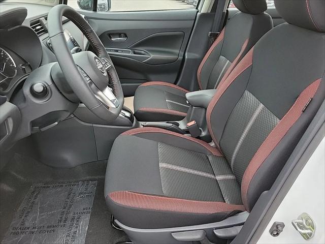 2025 Nissan Versa 1.6 SR