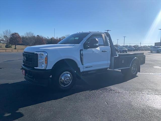 2023 Ford F-350 Chassis XL