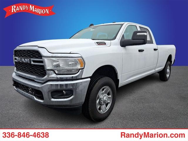 2023 RAM 2500 Tradesman Crew Cab 4x4 8 Box