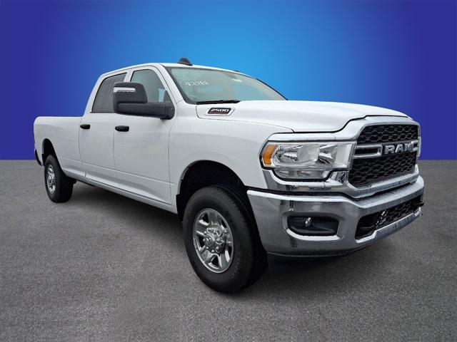 2023 RAM 2500 Tradesman Crew Cab 4x4 8 Box