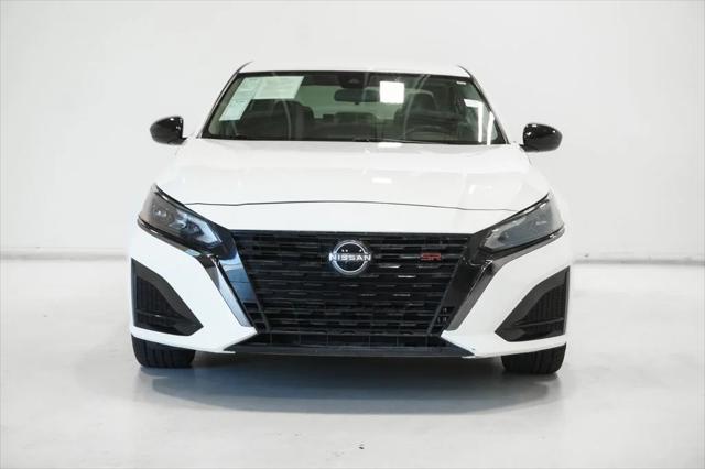 2023 Nissan Altima SR FWD 2023 Nissan Altima SR FWD