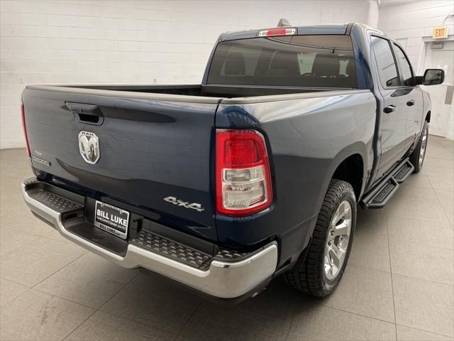 2022 RAM 1500 Big Horn Crew Cab 4x4 57 Box