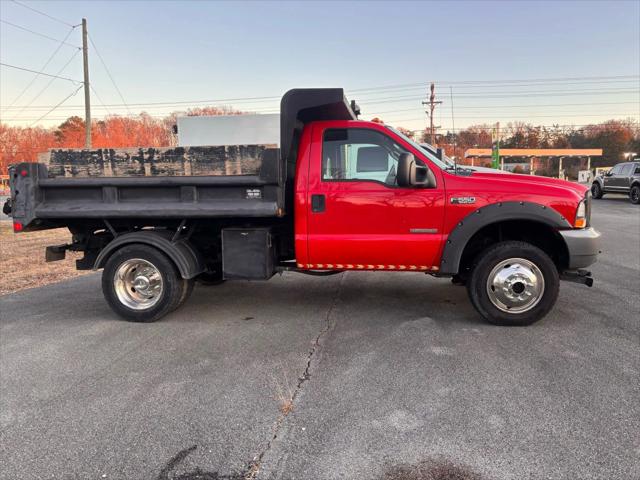 2003 Ford F-550 165W.B. 2D