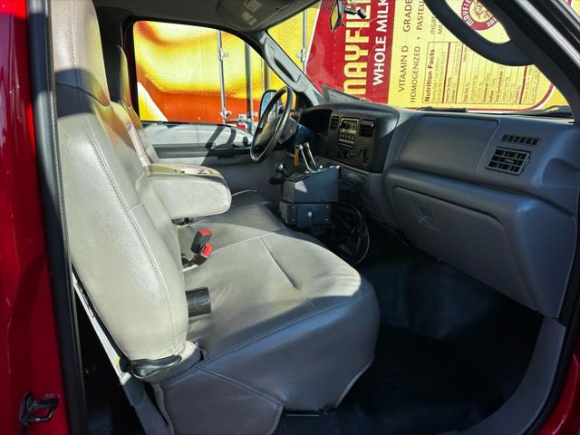 2003 Ford F-550 165W.B. 2D