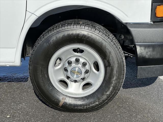 2025 Chevrolet Express Cargo Van RWD 3500 Regular Wheelbase WT