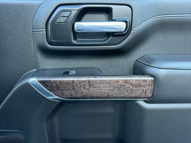 2022 GMC Sierra 2500HD 4WD Crew Cab Standard Bed Denali