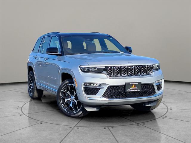 2025 Jeep Grand Cherokee GRAND CHEROKEE SUMMIT RESERVE 4X4