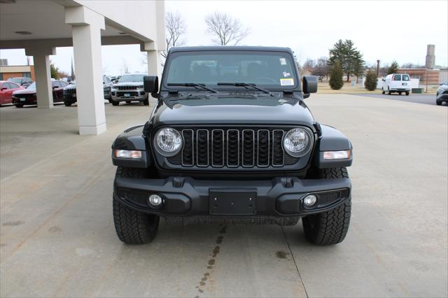 2025 Jeep Gladiator GLADIATOR NIGHTHAWK 4X4