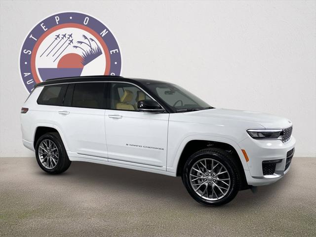 2025 Jeep Grand Cherokee GRAND CHEROKEE L SUMMIT 4X4