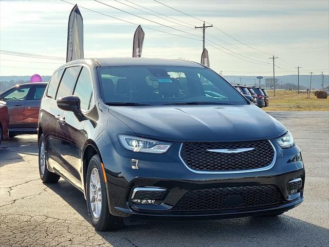 2025 Chrysler Pacifica PACIFICA SELECT