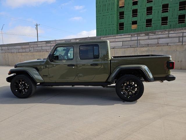 2025 Jeep Gladiator GLADIATOR NIGHTHAWK 4X4