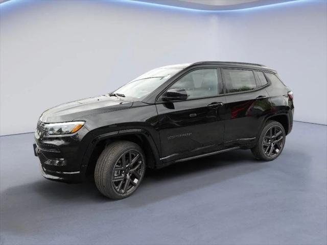 2025 Jeep Compass COMPASS LIMITED 4X4