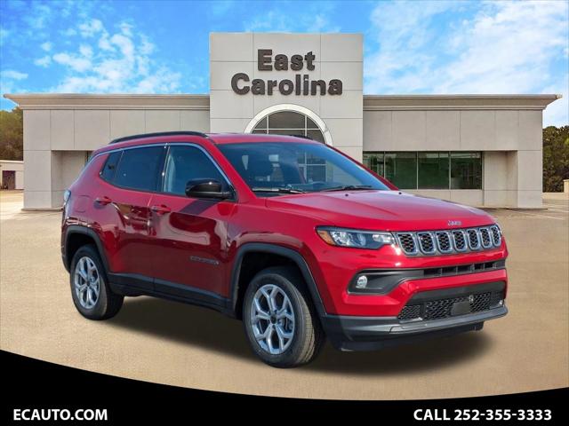 2025 Jeep Compass COMPASS LATITUDE 4X4