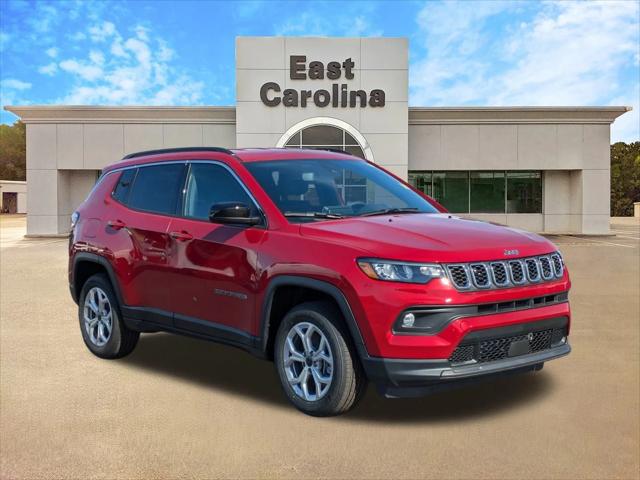 2025 Jeep Compass COMPASS LATITUDE 4X4