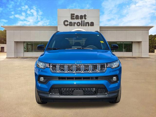 2025 Jeep Compass COMPASS LATITUDE 4X4