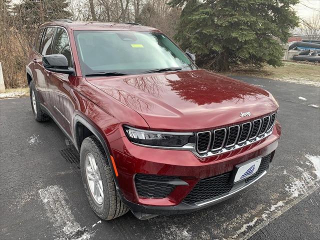 2024 Jeep Grand Cherokee Laredo 4x4