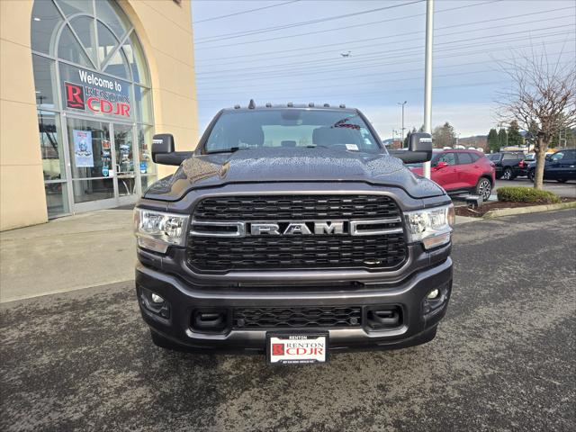 2024 RAM 3500 Big Horn Crew Cab 4x4 8 Box