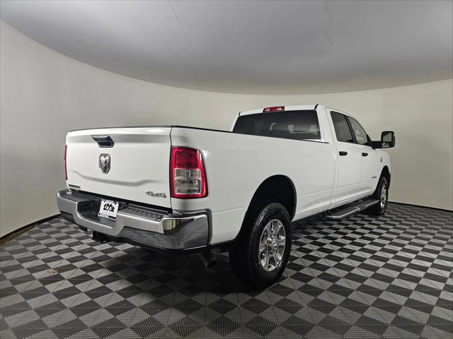 2023 RAM 3500 Big Horn Crew Cab 4x4 8 Box