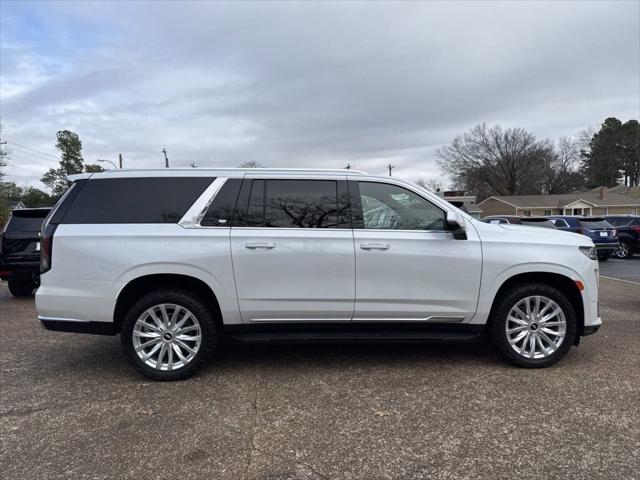 2023 Cadillac Escalade ESV 4WD Luxury