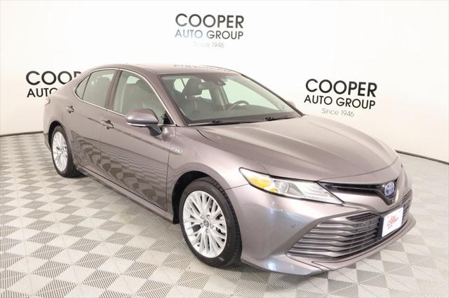 2019 Toyota Camry Hybrid LE