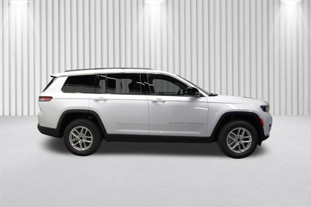 2025 Jeep Grand Cherokee GRAND CHEROKEE L LAREDO X 4X4