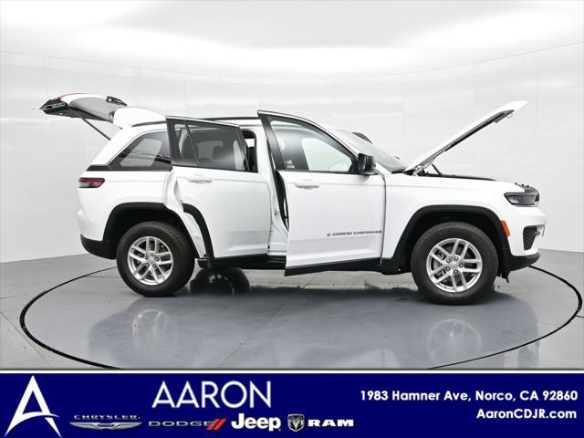 2025 Jeep Grand Cherokee GRAND CHEROKEE LAREDO X 4X2