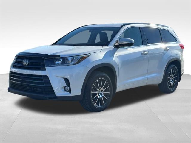 2017 Toyota Highlander SE