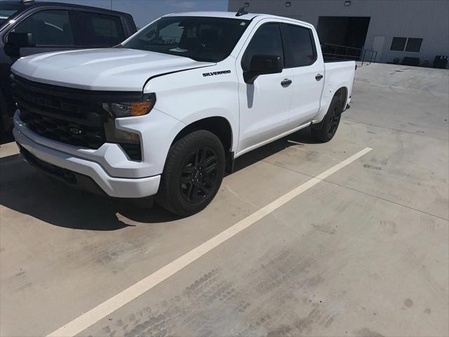 2023 Chevrolet Silverado 1500 2WD Crew Cab Short Bed Custom