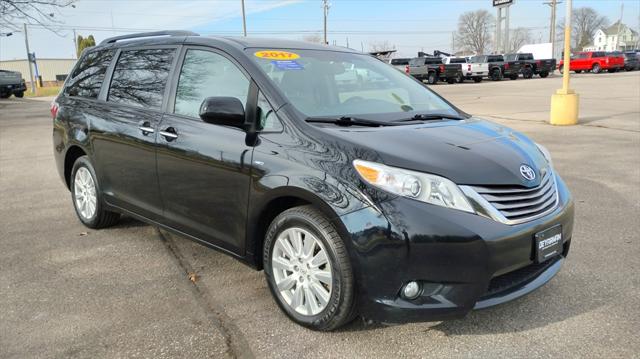 2017 Toyota Sienna XLE 7 Passenger