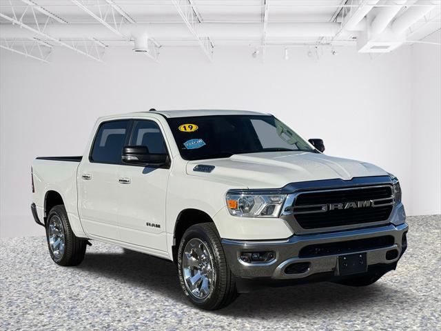 2019 RAM 1500 Big Horn/Lone Star Crew Cab 4x4 57 Box