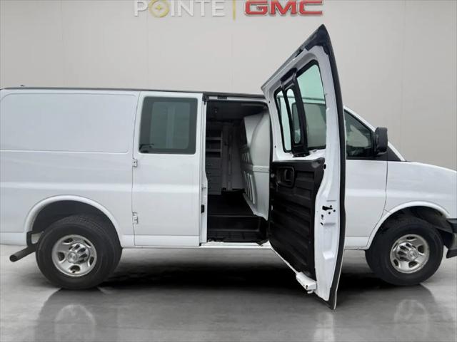 2021 Chevrolet Express Cargo Van RWD 2500 Regular Wheelbase WT