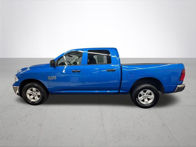 2022 RAM 1500 Classic SLT Crew Cab 4x4 57 Box