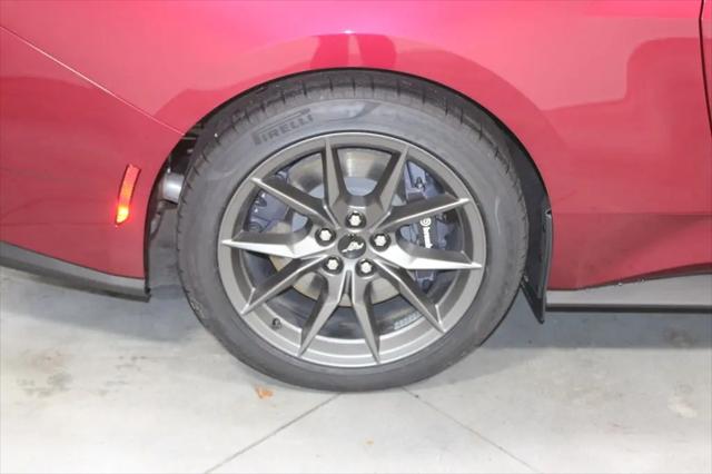 2025 Ford Mustang Dark Horse Fastback