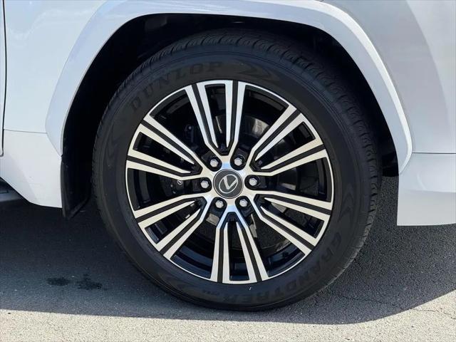 2024 Lexus LX Luxury