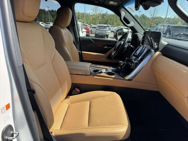 2024 Lexus LX Luxury