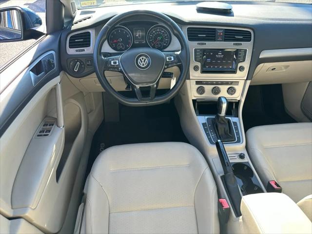 2015 Volkswagen Golf TSI SE 4-Door