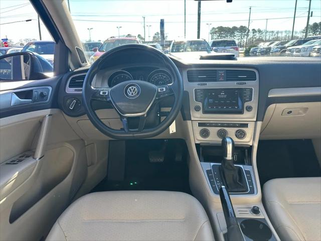 2015 Volkswagen Golf TSI SE 4-Door