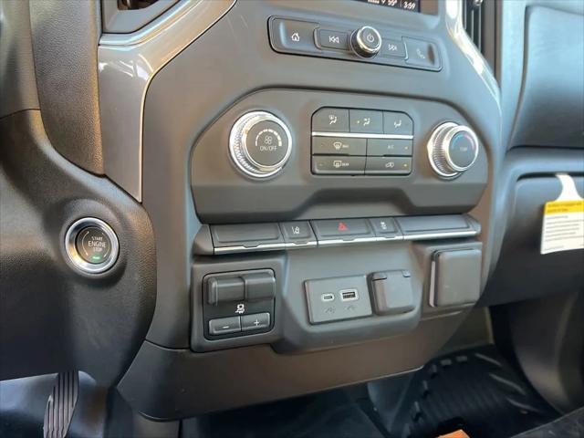 2025 GMC Sierra 3500HD Pro
