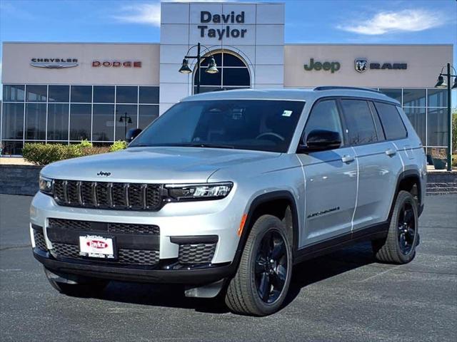 2025 Jeep Grand Cherokee GRAND CHEROKEE L ALTITUDE 4X4