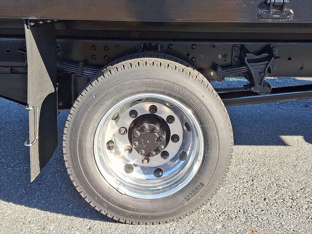 2024 Chevrolet Silverado 6500HD 1WT