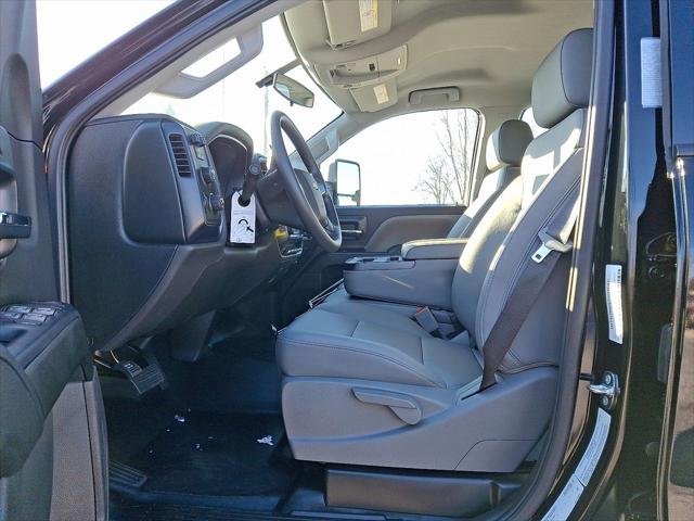 2024 Chevrolet Silverado 6500HD 1WT