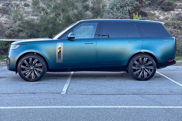 2025 Land Rover Range Rover P615 SV