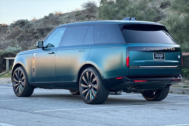 2025 Land Rover Range Rover P615 SV