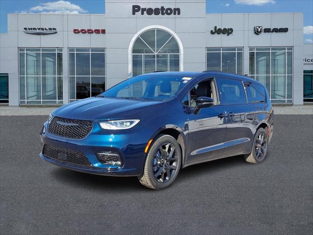 2025 Chrysler Pacifica PACIFICA LIMITED AWD