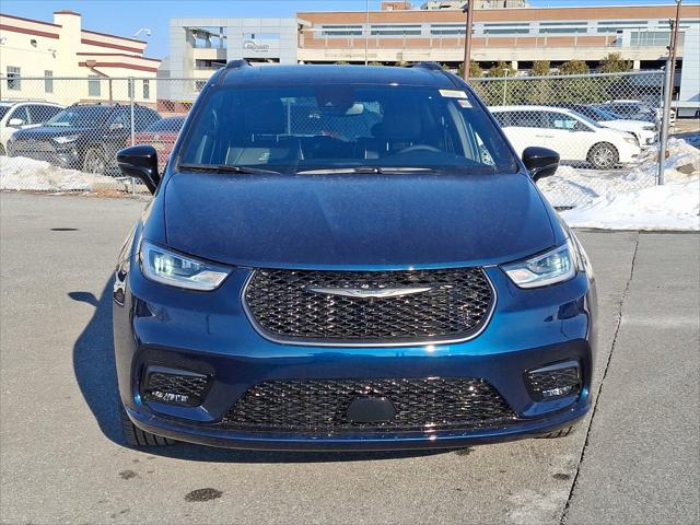 2025 Chrysler Pacifica PACIFICA LIMITED AWD