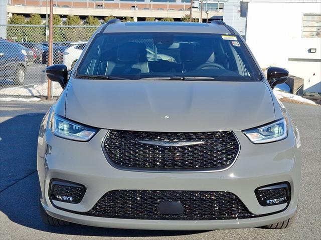 2025 Chrysler Pacifica PACIFICA LIMITED AWD