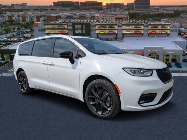 2025 Chrysler Pacifica PACIFICA LIMITED AWD