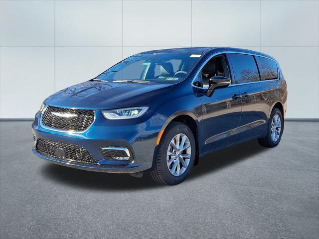 2025 Chrysler Pacifica PACIFICA SELECT AWD